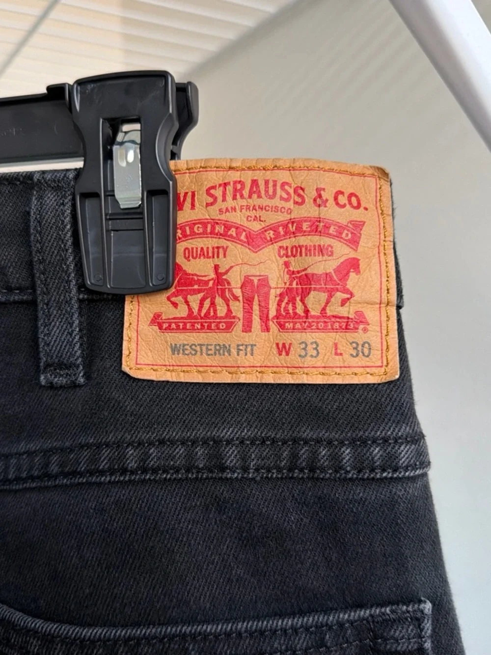 Levi's Black Straight Jeans